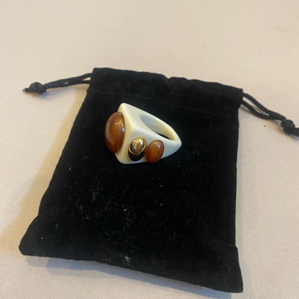 Elegant White and Brown Ring